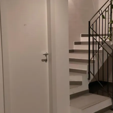 Πανσιόν Sopramoltivolti 2*